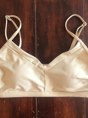 Ella Mae/Calypsa/Modli Nude Adjustable Strap Padded Swim Bra, size M